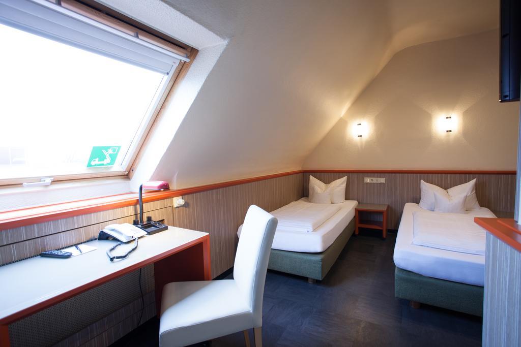 Trip Inn Hotel Ariane Cologne Bilik gambar