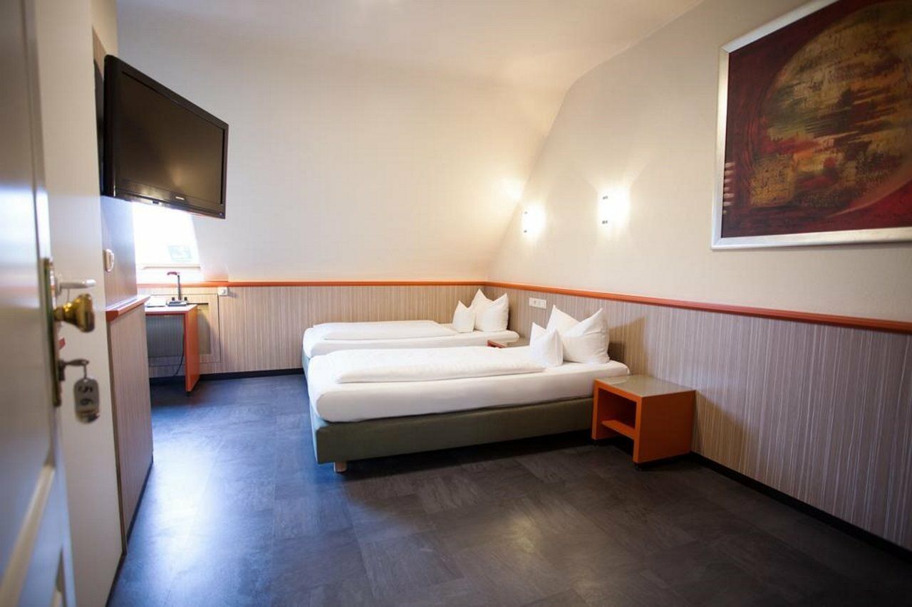 Trip Inn Hotel Ariane Cologne Luaran gambar
